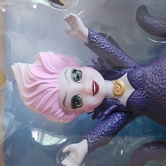Disney’s The Little Mermaid Ariel, Ursula & Eric 6" Petite Doll Gift Set - Picture 9 of 12